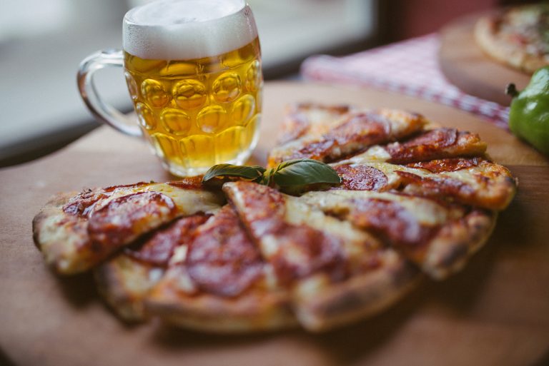 Beer and Food Pairing Compared