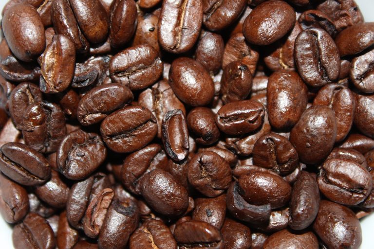 Caffeine Content in Coffee and Tea Explained